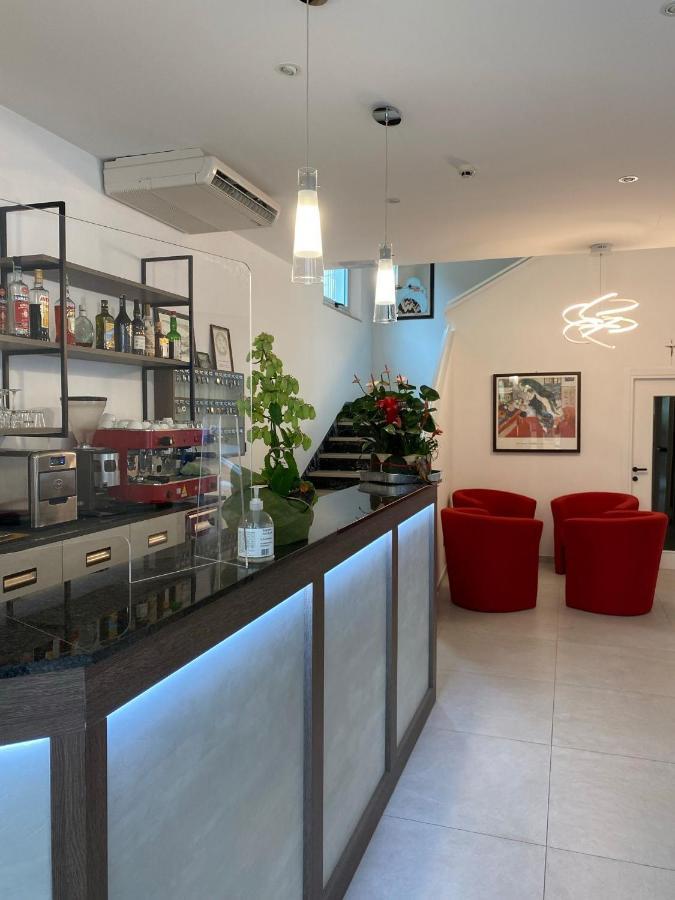 Hotel Silver 里米尼 外观 照片
