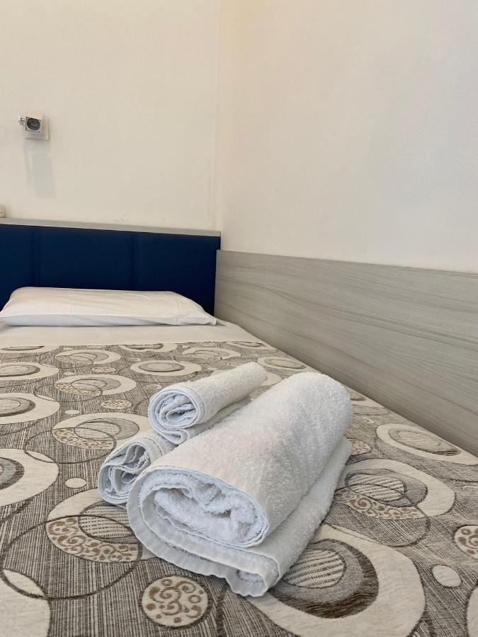 Hotel Silver 里米尼 外观 照片
