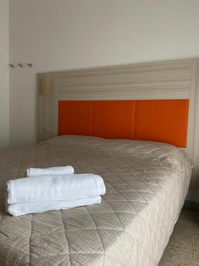 Hotel Silver 里米尼 外观 照片